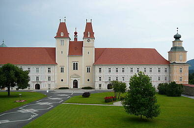 Stift Vorau im Joglland unweit vom Kräftereich St. Jakob