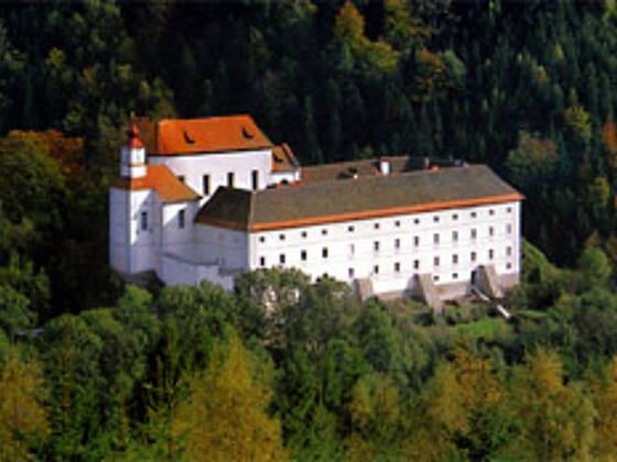 Burg Festenburg mit der Steiermark-Card entdecken